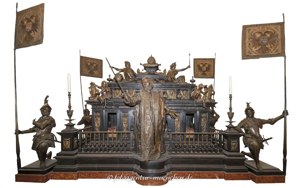 Der „Kenotaph“ für Kaiser Ludwig dem Baiern wird erneut verlegt