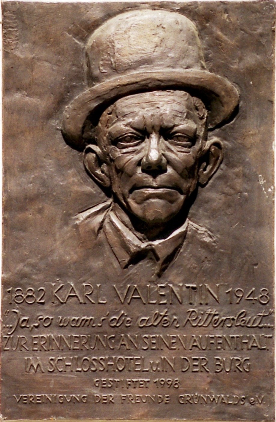 Karl Valentin als „Burghausmeister“ im Schlosshotel Grünwald